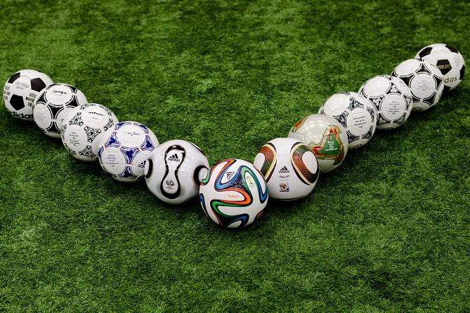 Lee más sobre el artículo Historia y evolución de los balones de fútbol